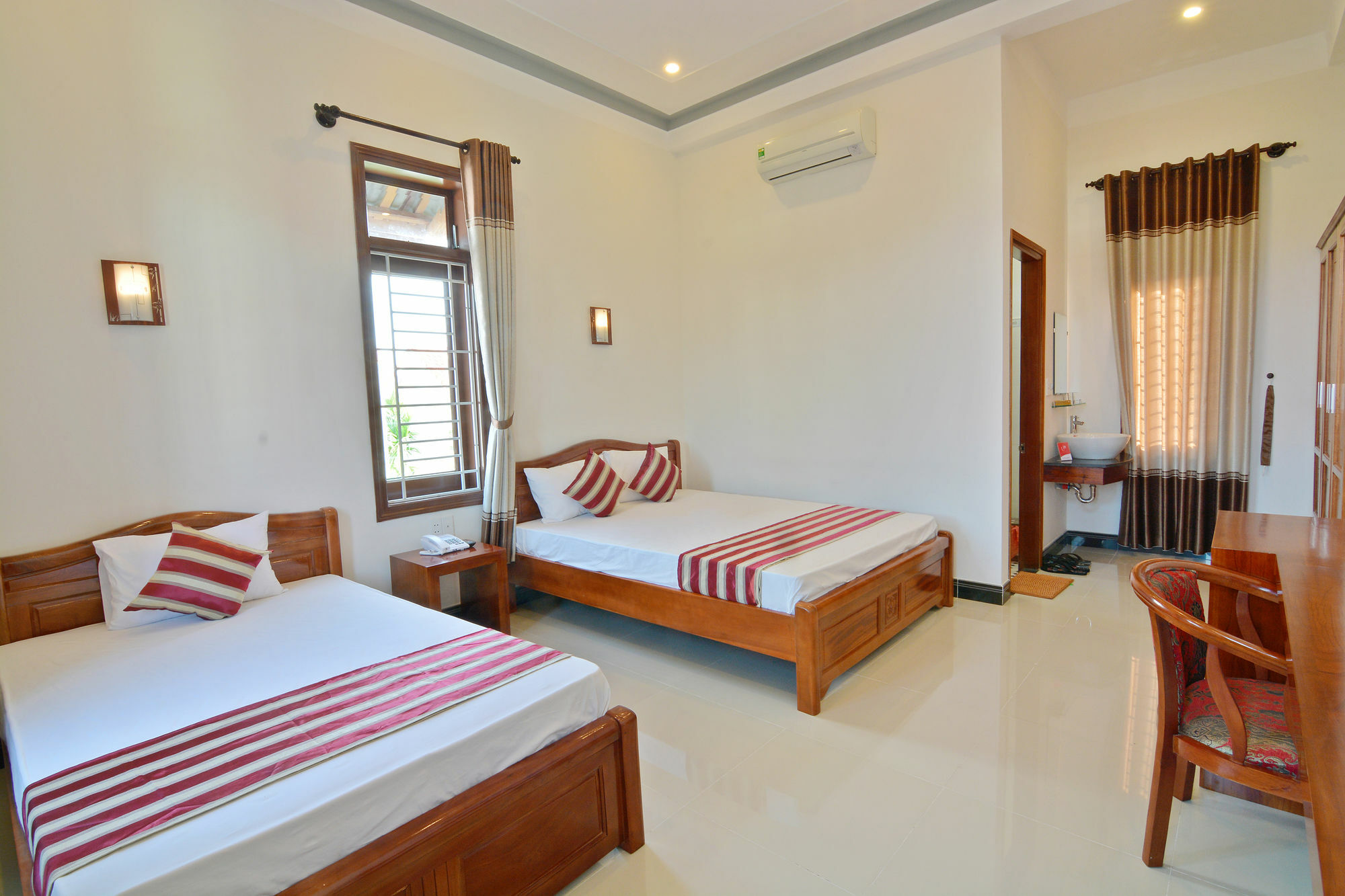 The Field Homestay Хойан Экстерьер фото