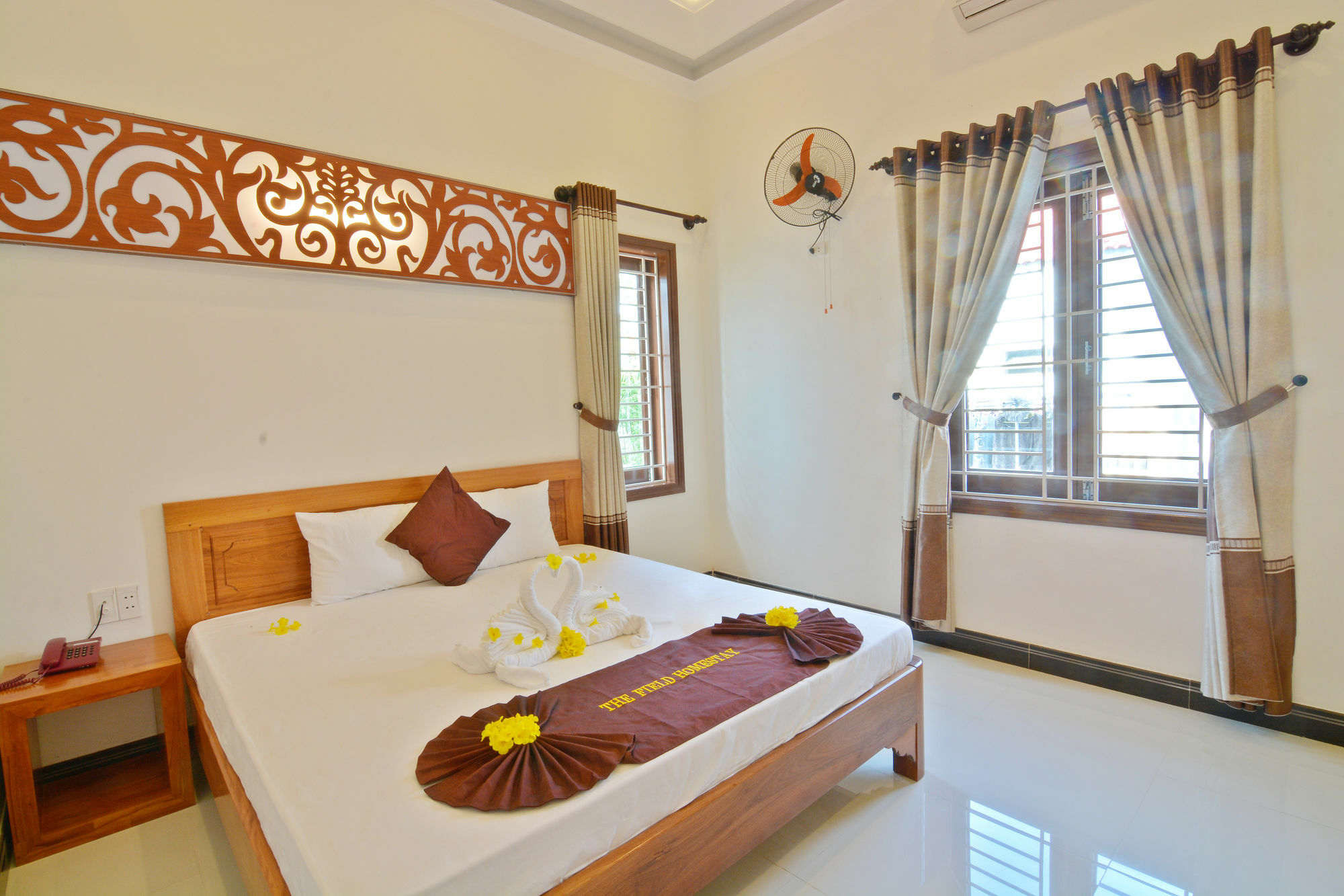 The Field Homestay Хойан Экстерьер фото